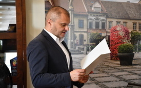 Kolejna kadencja dyrektor Renaty Łuszczek w Szkole Podstawowej im. Św. Jana Pawła II w Malcu 4