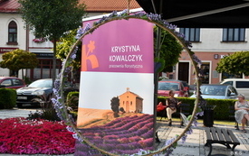 Francja-elegancja na kęckim Rynku 142