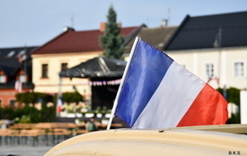 Francja-elegancja na kęckim Rynku 153