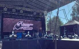 Kęcki muzyk Marcin Joneczko wystąpił na VII Festiwalu z Kopyta 12