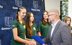 Stypendyści za rok szkolny 2025/26 nagrodzeni  4