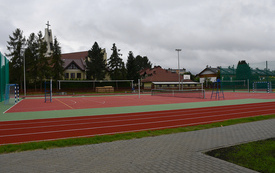 Odbi&oacute;r techniczny boiska wielofunkcyjnego przy Szkole Podstawowej nr 2 w Kętach 33