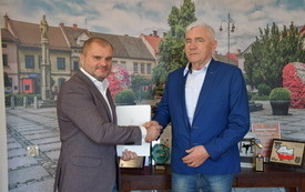 Umowa na remont części ul. Partyznat&oacute;w w Kętach Podlesiu podpisana! 2