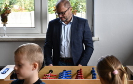 Nowe oblicze świetlicy w Łękach! Powstało nowoczesne centrum spotkań lokalnych. 3