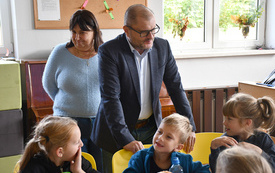 Nowe oblicze świetlicy w Łękach! Powstało nowoczesne centrum spotkań lokalnych. 5