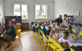 Nowe oblicze świetlicy w Łękach! Powstało nowoczesne centrum spotkań lokalnych. 13