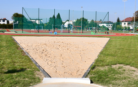 Kompleks sportowy przy kęckiej &bdquo;Dw&oacute;jce&rdquo; otwarty hucznie i w doborowym towarzystwie_ 22