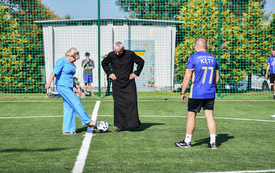 Kompleks sportowy przy kęckiej &bdquo;Dw&oacute;jce&rdquo; otwarty hucznie i w doborowym towarzystwie_ 96