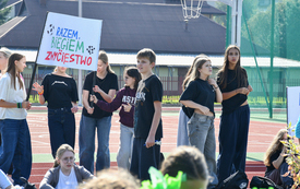Kompleks sportowy przy kęckiej &bdquo;Dw&oacute;jce&rdquo; otwarty hucznie i w doborowym towarzystwie_ 114