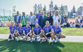 Kompleks sportowy przy kęckiej &bdquo;Dw&oacute;jce&rdquo; otwarty hucznie i w doborowym towarzystwie_ 115