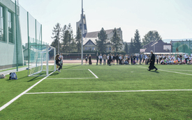 Kompleks sportowy przy kęckiej &bdquo;Dw&oacute;jce&rdquo; otwarty hucznie i w doborowym towarzystwie_ 118