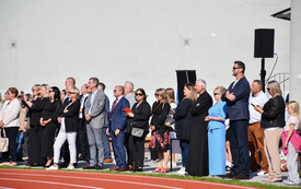 Kompleks sportowy przy kęckiej &bdquo;Dw&oacute;jce&rdquo; otwarty hucznie i w doborowym towarzystwie_ 150