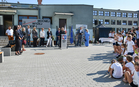 Kompleks sportowy przy kęckiej &bdquo;Dw&oacute;jce&rdquo; otwarty hucznie i w doborowym towarzystwie_ 176