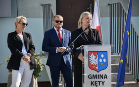 Kompleks sportowy przy kęckiej &bdquo;Dw&oacute;jce&rdquo; otwarty hucznie i w doborowym towarzystwie_ 177