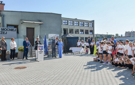 Kompleks sportowy przy kęckiej &bdquo;Dw&oacute;jce&rdquo; otwarty hucznie i w doborowym towarzystwie_ 193