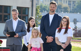Kompleks sportowy przy kęckiej &bdquo;Dw&oacute;jce&rdquo; otwarty hucznie i w doborowym towarzystwie_ 199