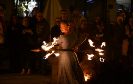 Średniowieczna magia i żywa tradycja na kęckim Rynku &ndash; relacja z Jarmarku Świętojańskiego 2