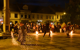 Średniowieczna magia i żywa tradycja na kęckim Rynku &ndash; relacja z Jarmarku Świętojańskiego 15
