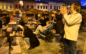 Średniowieczna magia i żywa tradycja na kęckim Rynku &ndash; relacja z Jarmarku Świętojańskiego 23