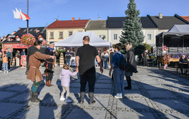 Średniowieczna magia i żywa tradycja na kęckim Rynku &ndash; relacja z Jarmarku Świętojańskiego 45