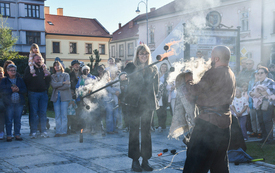Średniowieczna magia i żywa tradycja na kęckim Rynku &ndash; relacja z Jarmarku Świętojańskiego 123