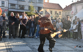 Średniowieczna magia i żywa tradycja na kęckim Rynku &ndash; relacja z Jarmarku Świętojańskiego 126