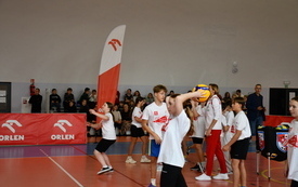 Lekcja WF-u z Mistrzem w Kęckiej Tr&oacute;jce 3