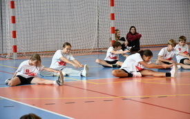 Lekcja WF-u z Mistrzem w Kęckiej Tr&oacute;jce 8