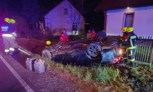 Zdjęcie do Nocny wypadek na ul. Mickiewicza w Kętach 