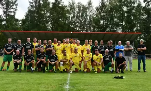 Piłkarze Zgody Malec i Górnika Brzeszcze