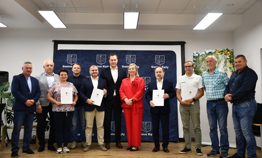 Zdjęcie do Drogi w Bielanach do remontu! Dokumenty podpisane!