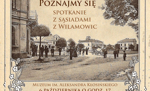 staromodne foto rynku w Wilamowicach - widok z góry - napis poznajmy się z sąsiadami z Wilamowic