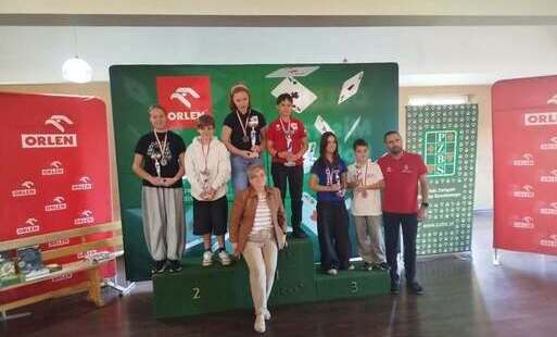 Zdjęcie do Kęcka &bdquo;Dw&oacute;jka&rdquo; trzecia w klasyfikacji szk&oacute;ł w Mistrzostwach Polski Młodzik&oacute;w w Brydżu Sportowym 2026!