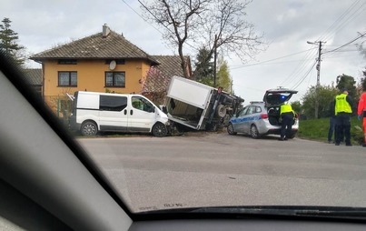 Zdjęcie do Witkowice. Zderzenie dostawczaka z osob&oacute;wką