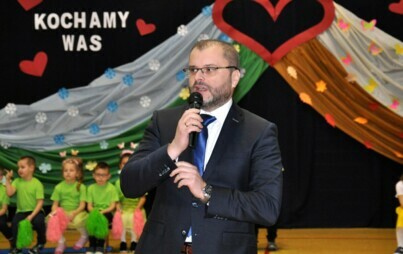 Zdjęcie do Bulowice. Życzenia Burmistrza z okazji Dnia Babci i Dziadka