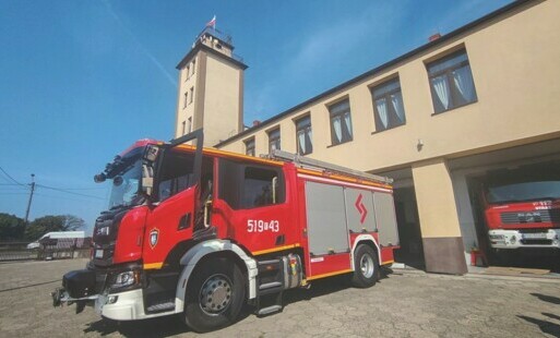 Zdjęcie do Ciężki samoch&oacute;d ratowniczo-gaśniczy marki Scania już w OSP Kęty!