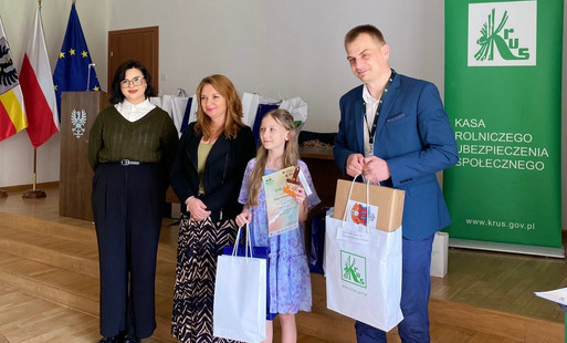 Zdjęcie do Rozstrzygnięcie XVI Og&oacute;lnopolskiego Konkursu Plastycznego dla Dzieci i VII Og&oacute;lnopolskiego Konkursu dla Dzieci na Rymowankę o Bezpieczeństwie w Gospodarstwie Rolnym