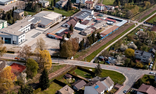 Zdjęcie do Ścieżka pieszo-rowerowa biegnąca wzdłuż linii kolejowej zyska nowe oblicze